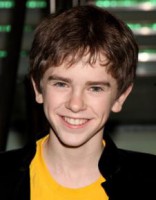 freddiehighmore_9631c.jpg